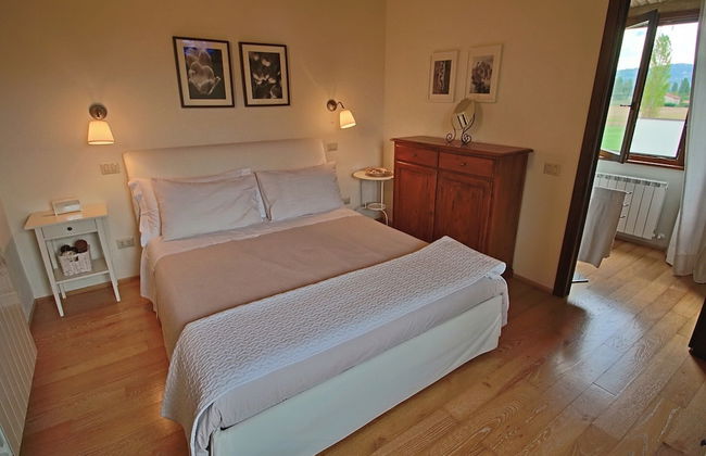 Modern Holiday Home in Foligno - Loc. With Pool - Foto 21