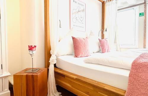 Mond Im Herzen von Monschau - Foto 6