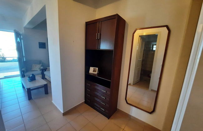 Crete Country Escape 2 Bd w Patio - Photo 37