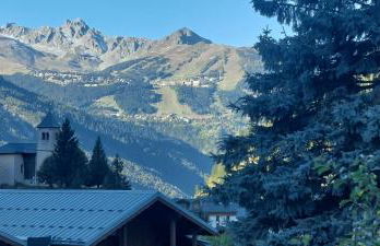 L'Échappée - Chalet d'exception avec sauna, 7 chambres 7 salles de bain, terrasses, jardin et vues sublimes, skiroom, proche télécabine - Foto 13