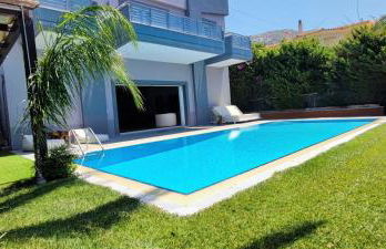 Unique Villa Melia Lagonisi - Foto 1