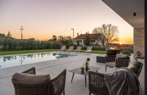 Villa Asmoa for 8 people near Porec with 45 m2 heated pool, wellness & sea view - Foto 20