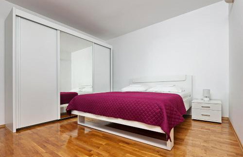 Holiday house with a swimming pool Lozovac, Krka - 11715 - Foto 13