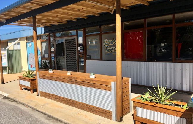 Victor Harbor Holiday Park - Photo 2