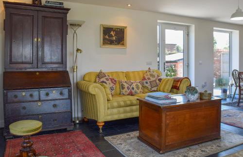 The Stables - Photo 8