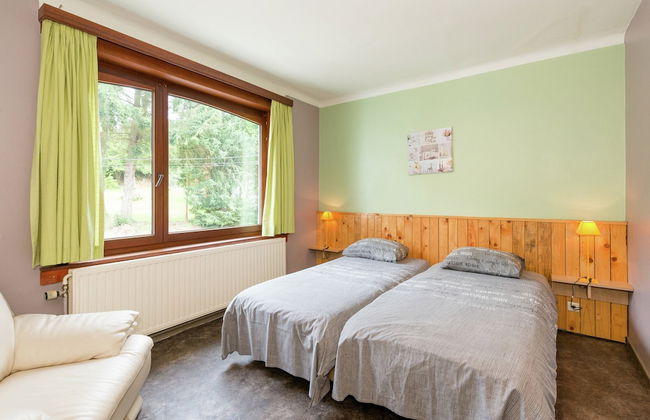 Large Group House with Welness Equipment & Swimming Pool near Malmédy - Foto 9