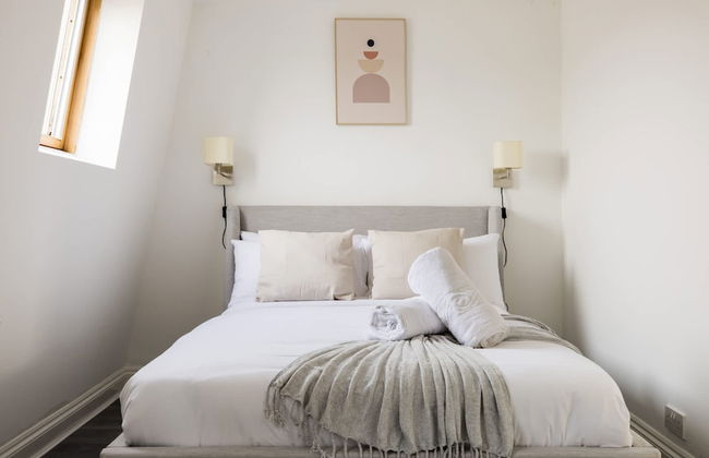 Stylish 2 Bedroom Apartment - Shepherd s Bush - Photo 13