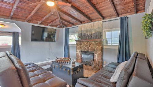 11 Mi to Dtwn Branson: Cottage in Rockaway Beach! - Photo 4