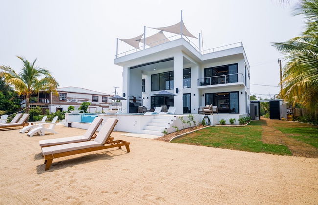 Spacious 4-bed Villa in Placencia Village w Pool - Foto 28