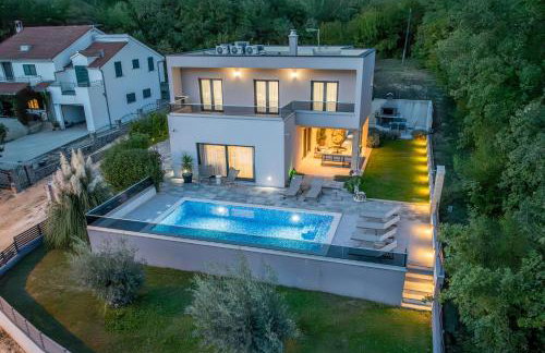 Luxury Villa Oriolus, heated pool, sauna, Split - Photo 13