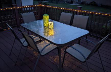 Central Location - 2 living spaces & covered patio! - Foto 26