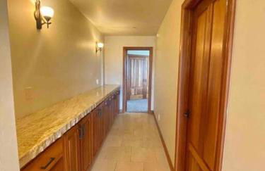 Luxury home w a View- biking and hiking near - Foto 22