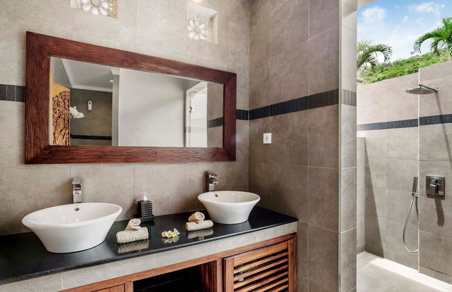 Villa Eden Roc by Alfred in Bali - Luxury Beachfront 3BR Villa With Infinity Pool Amed - Foto 8