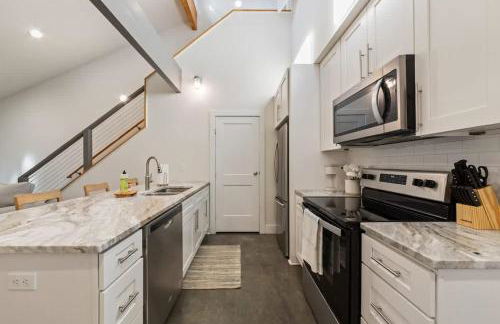 Modern King Bed Patio Central Lafayette - Foto 22