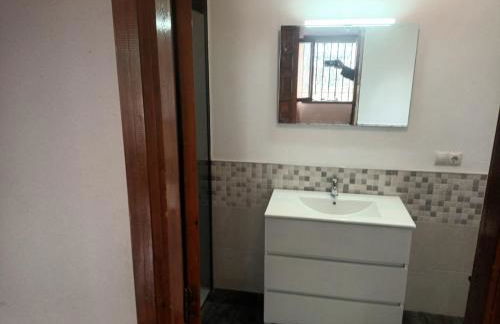 Villa Carmen - Chalet privado con piscina, jardín y barbacoa - Foto 36