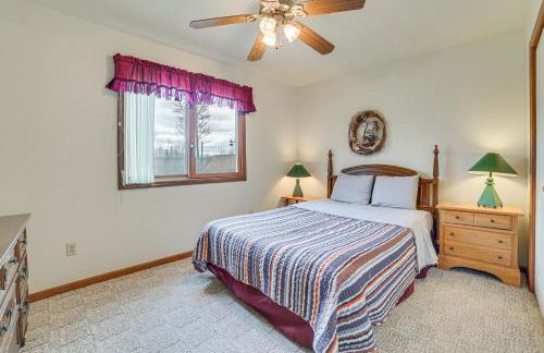 Family-Friendly Houghton Lake House Steps to Lake - Foto 20