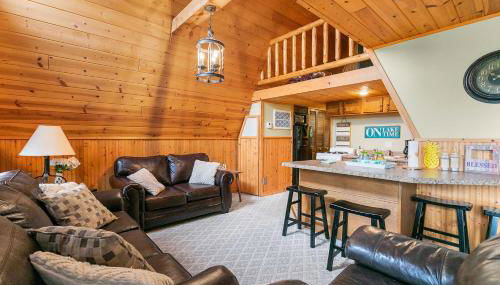 8 Mi to Dogwood Canyon Cozy Cabin with Deck - Foto 4