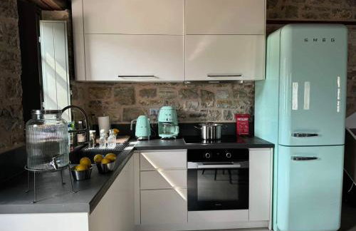 Χελιδόνα - Helidona - Foto 17