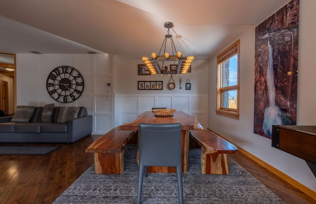 Rundle Cliffs Lodge by Canmore Premier - Photo 10