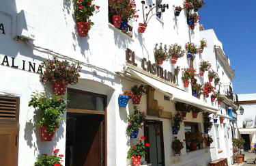 Casa El Cuartel with private seaview rooftop - Foto 14