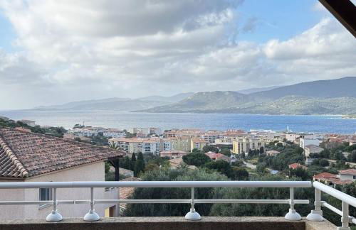 Appartement avec vue imprenable sur la mer, terrasse et piscine - Foto 15