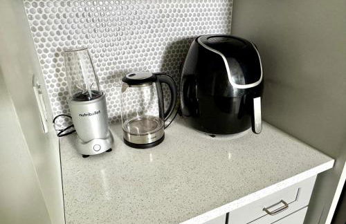 Sunny Jersey City 1BR, 25 min to NYC, 15min to EWR, King Bed, Hammock & Park Views - Foto 11