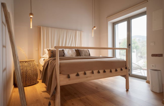 Elies Residences - Photo 5