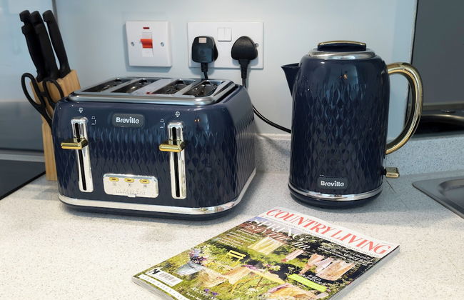 Elliot Oliver - Stylish 2 Bedroom Town Centre Apartment - Photo 16