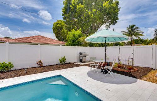 Pool and Screened-In Patio Tropical Florida Abode - Foto 25