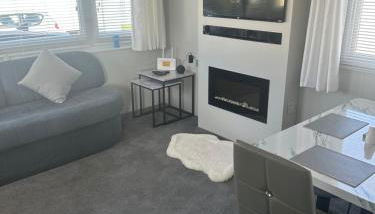 Happy Hilda - Photo 3