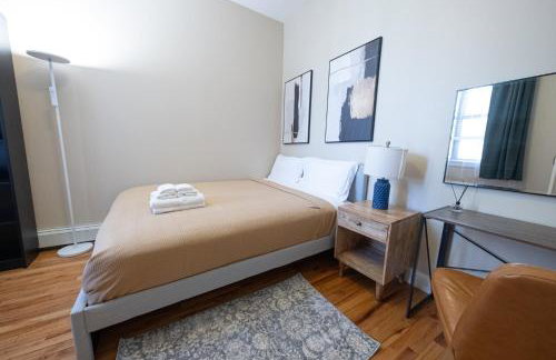 Sunlit 2BR Central Park North elevator & laundry - Foto 4