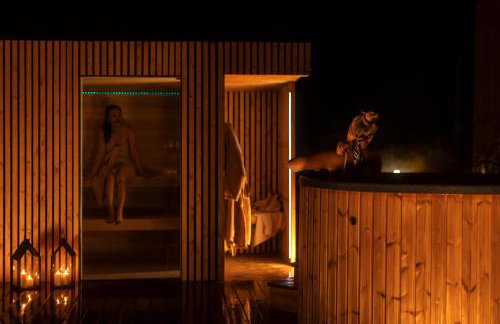 Hill & Chill Kudowa Zdrój - nowoczesne stodoły ze strefą SPA, balia, sauna - Foto 4