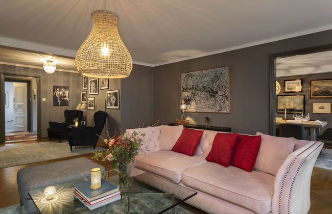 Collectors Victory Apartments - Photo 1