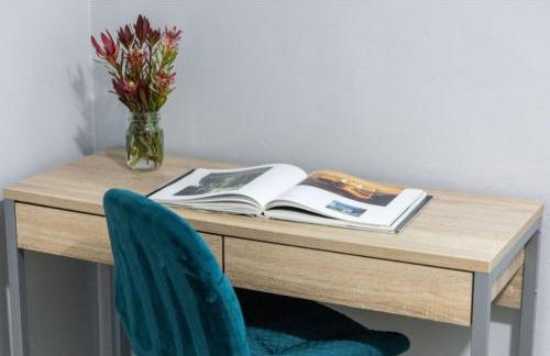 Leyla Pool Spa Min to Downtown Freeways Beaches - Foto 12