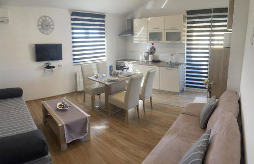 Apartmani Anida - Foto 23