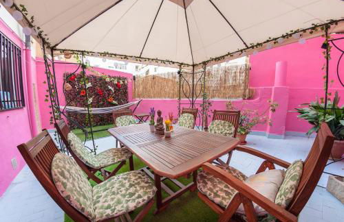 Luxury Artistic Digital Nomad 2 Bedroom w/Terrace - Photo 1