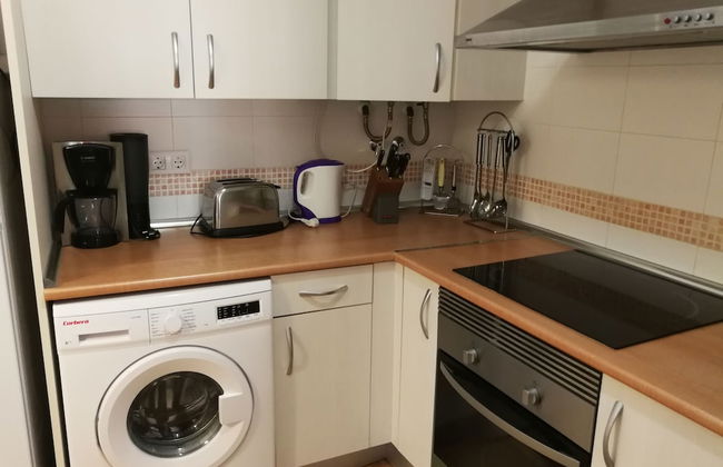 Velez Nazari - Photo 59