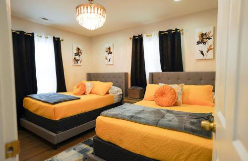 Modern Luxe Retreat -Heart of Chesterfield - Foto 39