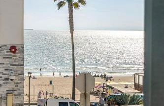 Amazing location, Unique Oceanfront Beach House! - Foto 30