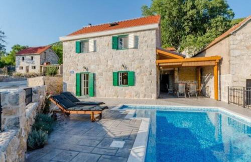 Holiday Home Rustic - Two Bedroom Holiday Home with Private Pool - Photo 36