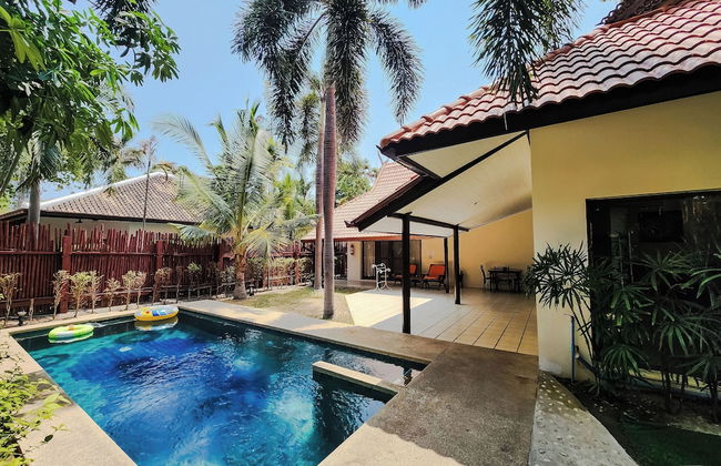 Villa Raya Private Pool Villas Resort - Photo 77