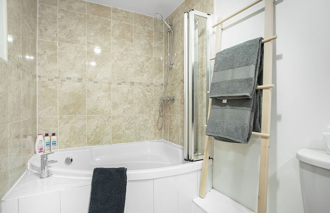 Gorgeous Cosy Apartment in Richmond - Photo 13