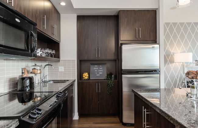 QuickStay - Beautiful Toronto Condo, City Views - Foto 12