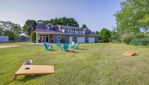 Waterfront Jackson Mansion: Patio, Grill, Dock! - Photo 4