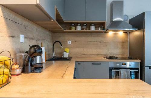 Grandfather's House - Photo 8