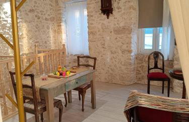 Suites-Xenonas "Alexandra's Coffee House" - Foto 50