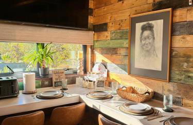 Willow Court Farm-Studio North & Petting Farm, 8 mins from Legoland & Windsor, 15 mins from Lapland UK - Photo 12