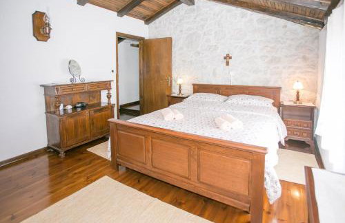 Unique Villa Bošket with Pool and Jacuzzi surrounded by Nature - Foto 16