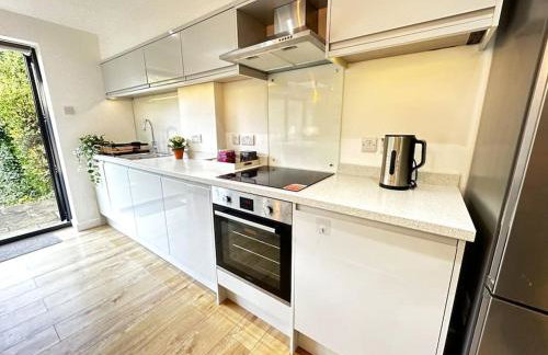 Hutchcomb Villa, 4 Bed Luxury House,Oxford+Parking - Foto 40