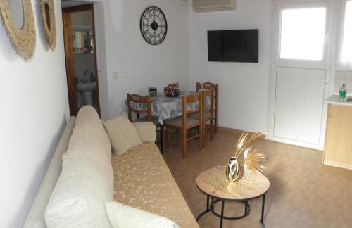 Angela's Nest - Photo 4